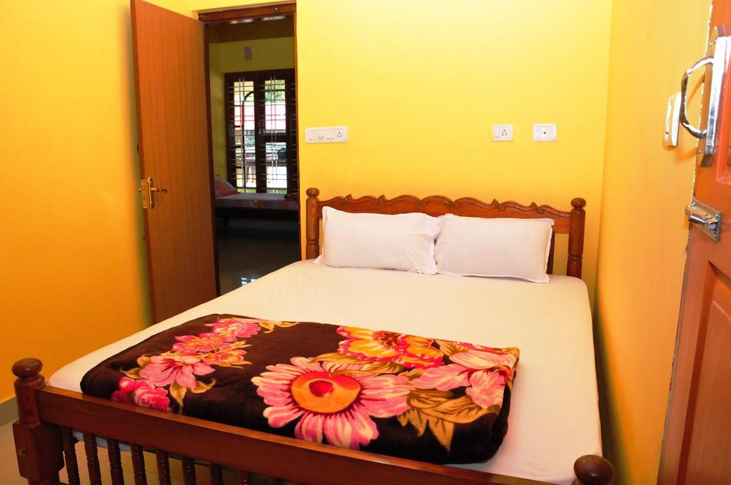Akashadeepa Homestay マディケーリ エクステリア 写真