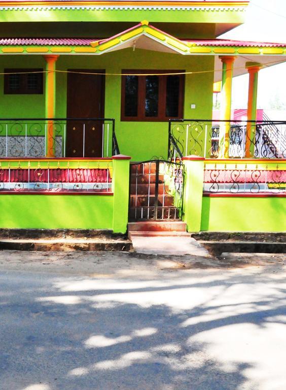 Akashadeepa Homestay マディケーリ 部屋 写真